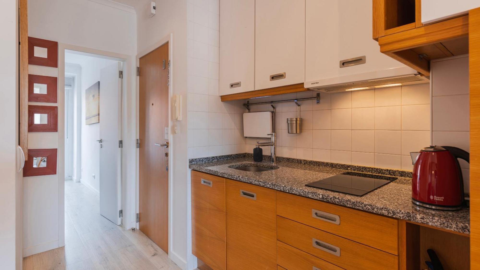Apartamento Sunny Design In Praca Flores By Lovelystay Lisboa