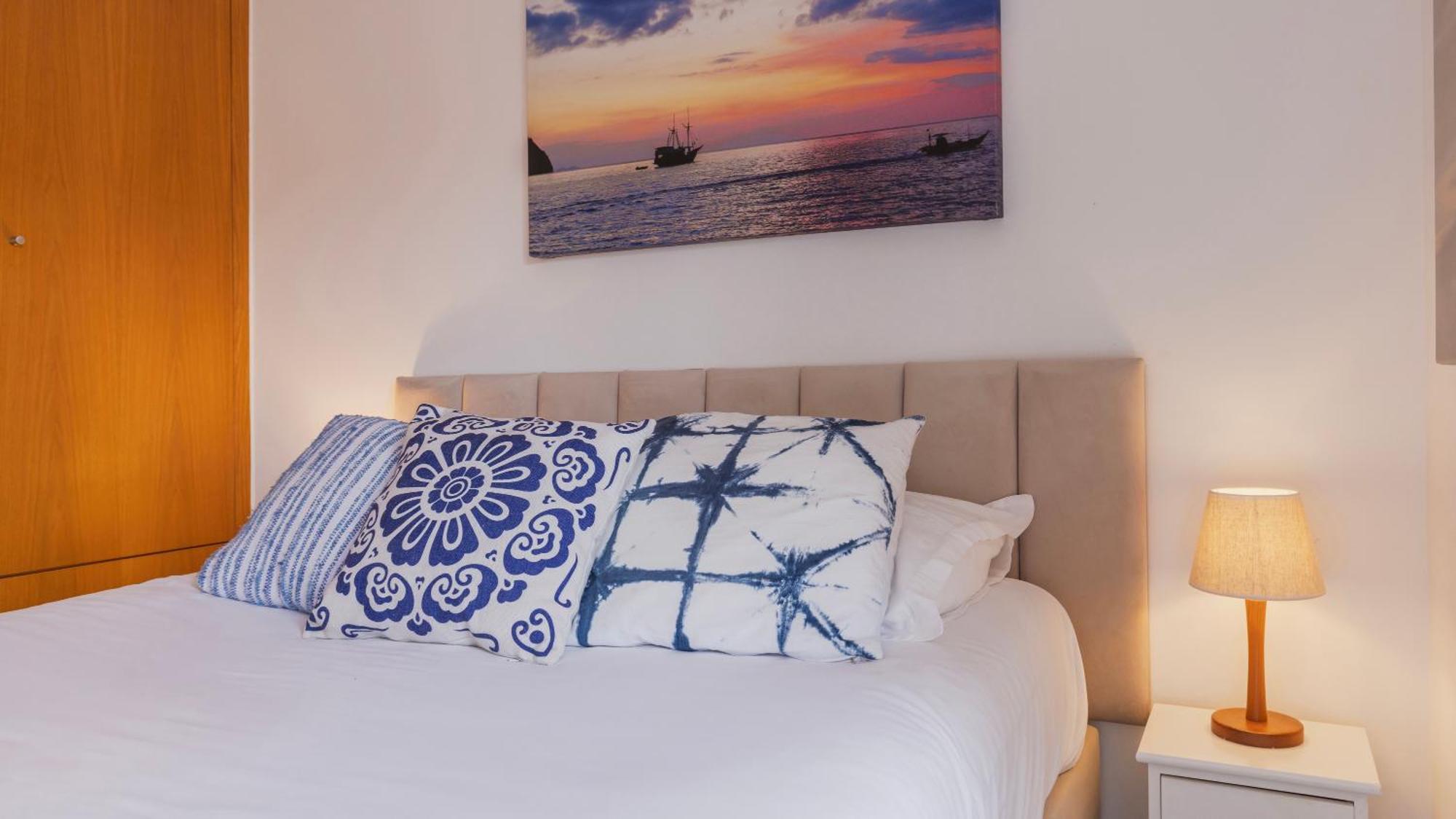 Sunny Design In Praca Flores By Lovelystay *